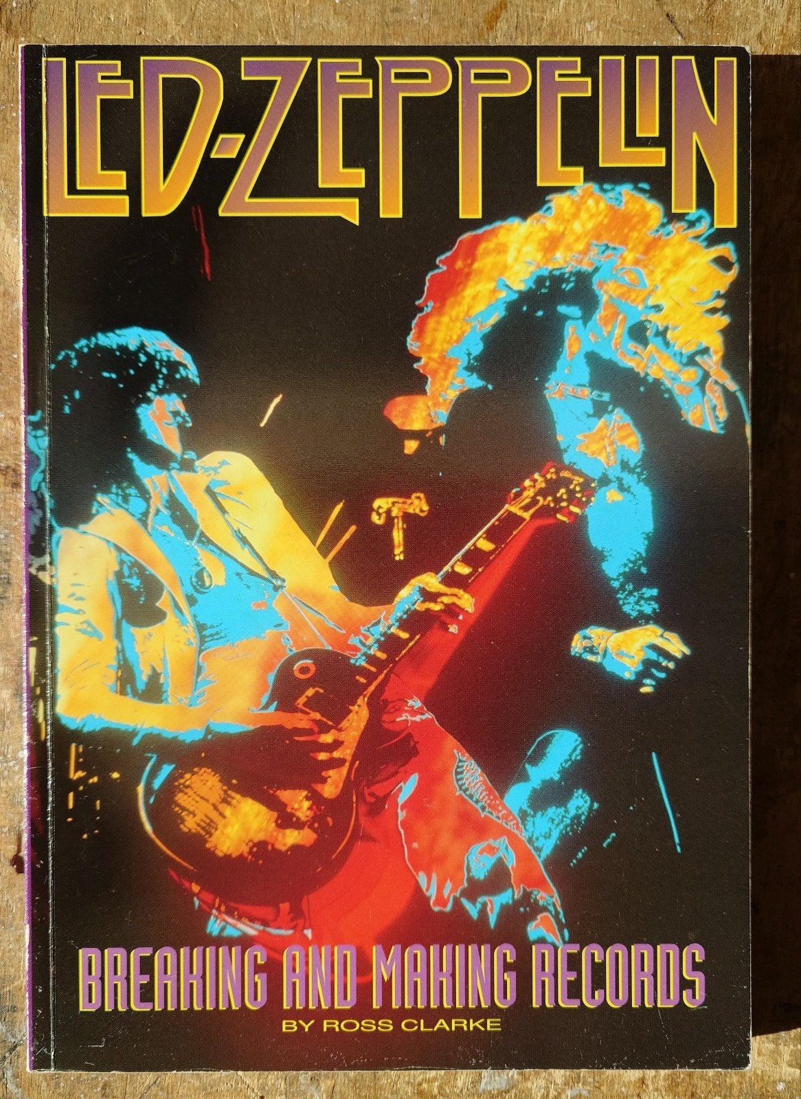 Boek Led Zeppelin, Ophalen of Verzenden, Zo goed als nieuw, Artiest