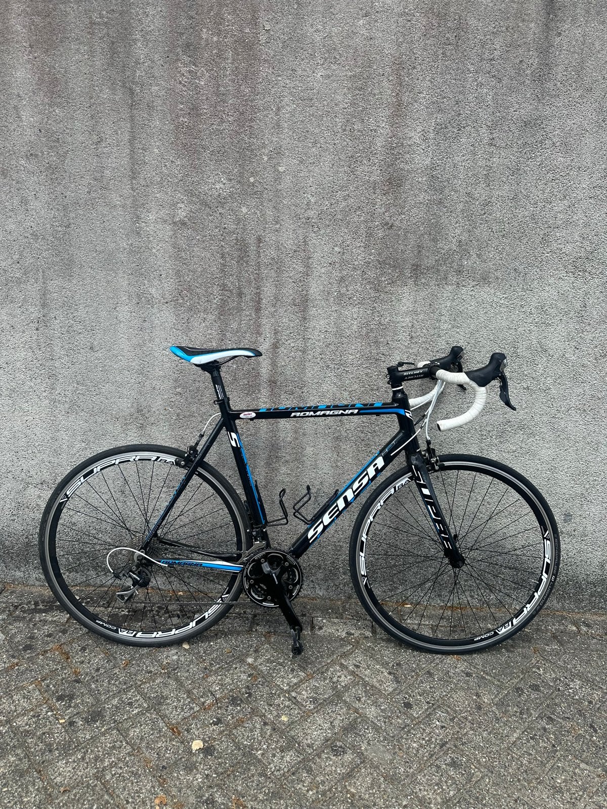 Sensa Romagna racefiets - Zwart/Blauw - Zo goed als nieuw, Fietsen en Brommers, Fietsen | Racefietsen, Overige merken, 28 inch