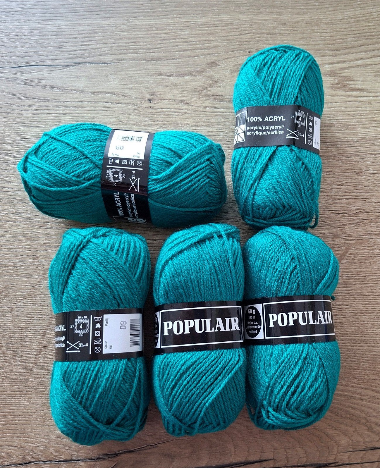5 bollen Populaire 100% Acryl garen - Teal Kleur 90, Ophalen of Verzenden, Nieuw, Breien of Haken, Wol of Garen