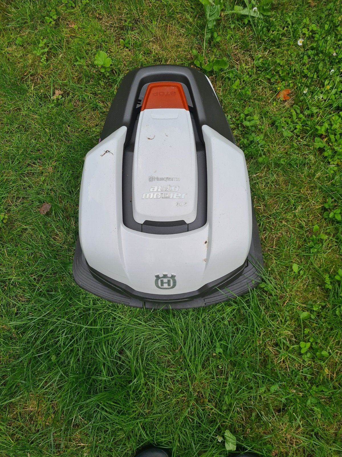 Husqvarna Automower 305 Robotmaaier, Ophalen of Verzenden, Gebruikt, 20 tot 25 cm, Husqvarna