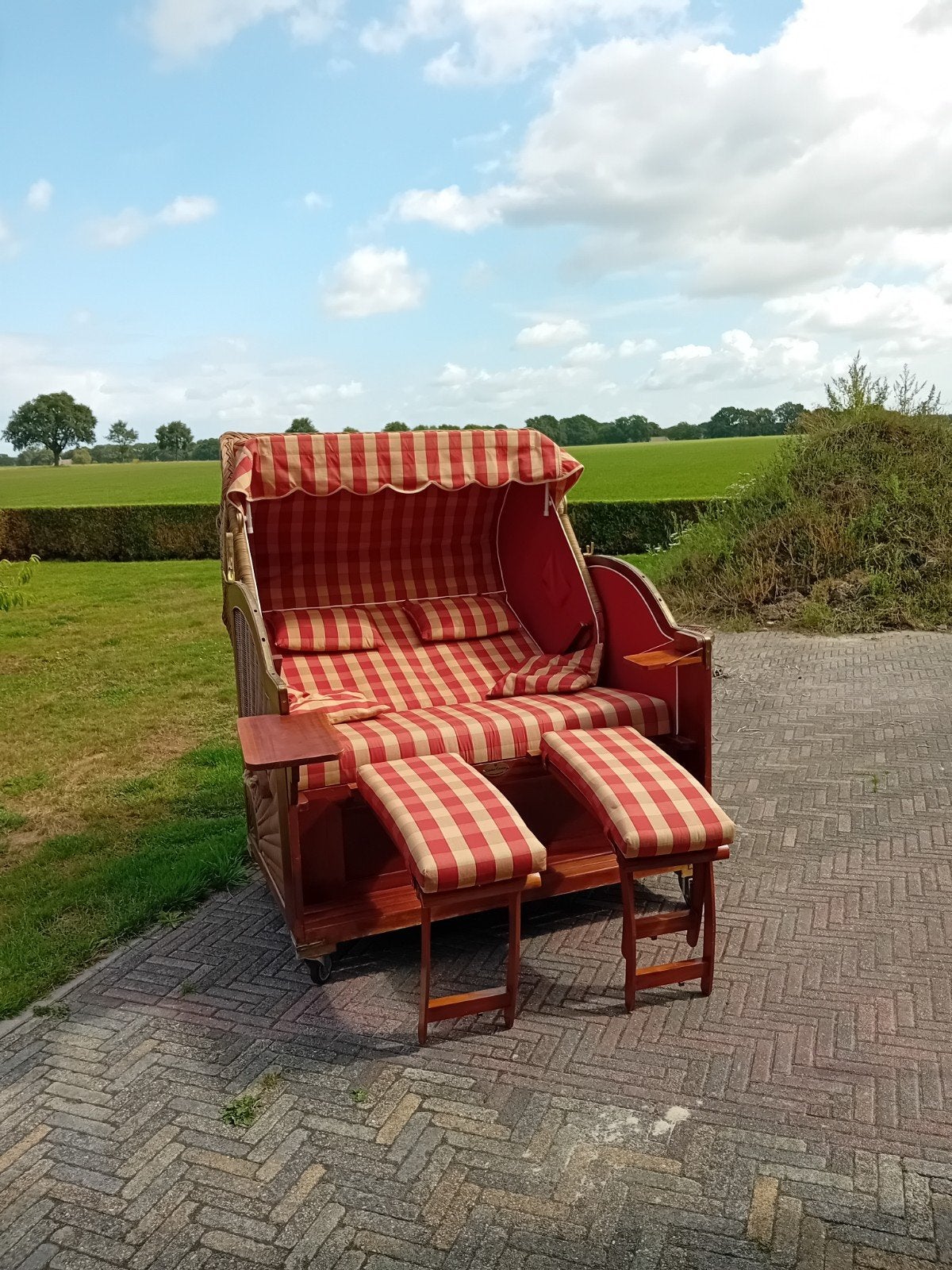 Luxe Strandkorf / Tuin Cocoon, Ophalen, Gebruikt, Wicker, Verstelbaar
