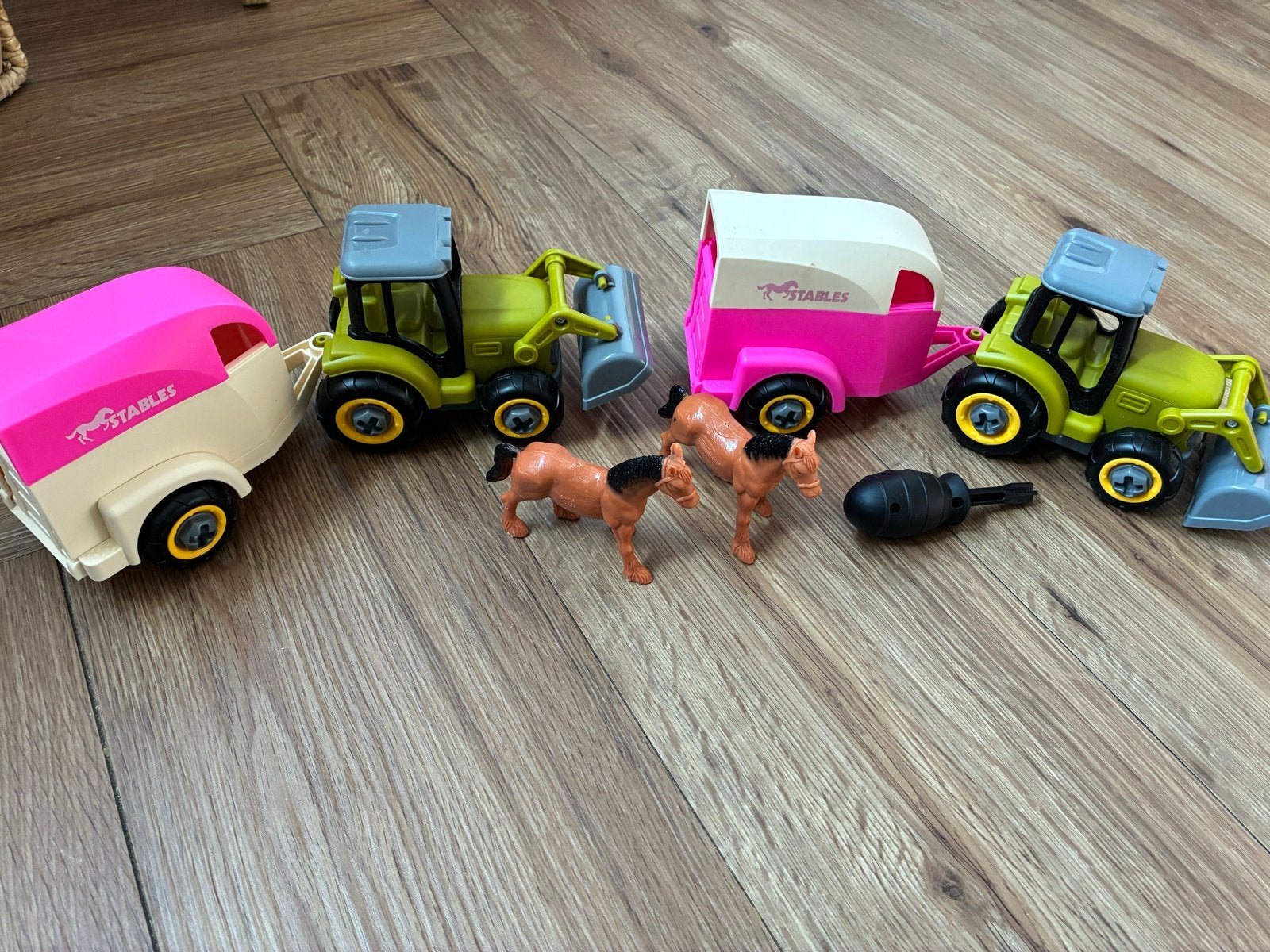 Tractor met paardentrailer en paard 2x, Ophalen of Verzenden, Zo goed als nieuw