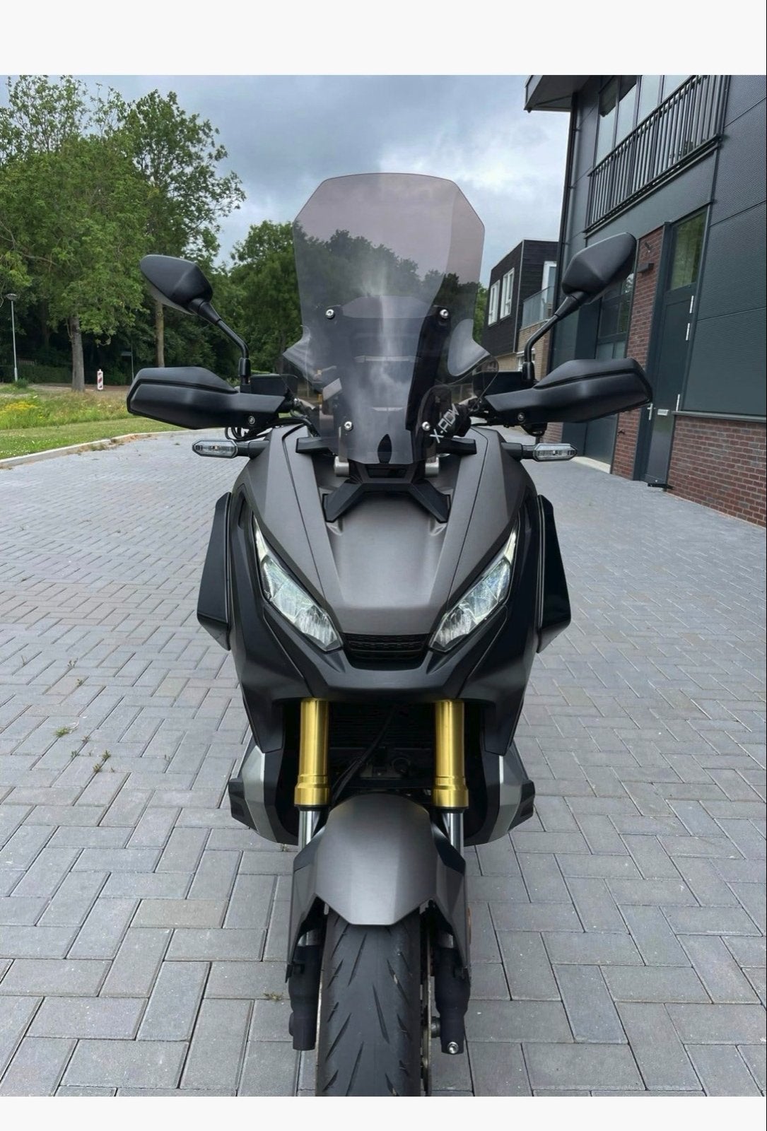Honda X-ADV 750 2018, Fietsen en Brommers, Ophalen, 750 cc, Maximaal 45 km/u, Zo goed als nieuw