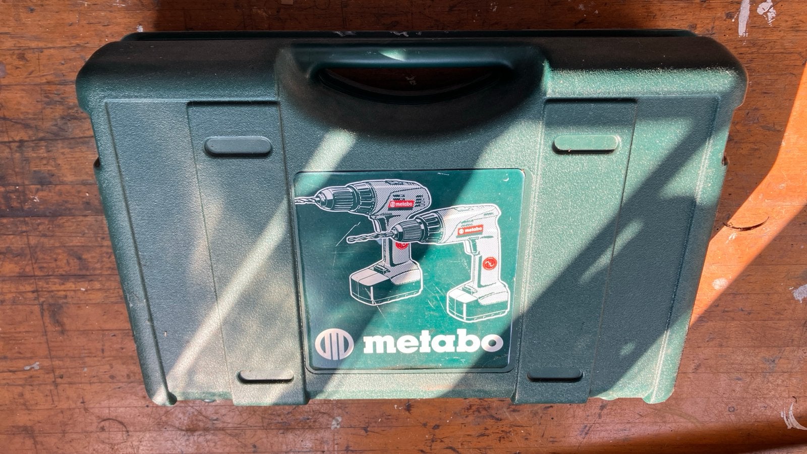 Metabo Boor- en Schroefmachine met lader en koffer, Ophalen of Verzenden, Gebruikt, Minder dan 400 watt, Boor- en Schroefmachine