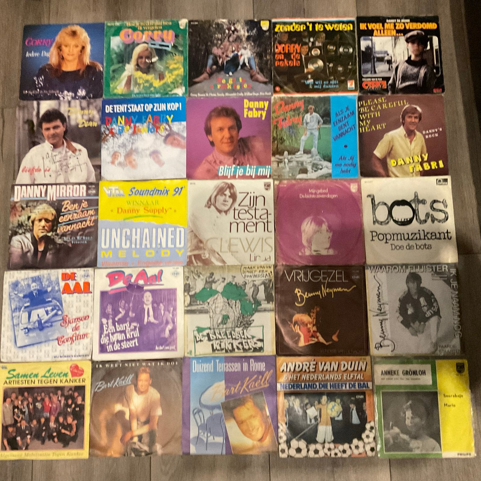 Partij van 25 stuks vinyl singles Nederlandstalig, Gebruikt, 7 inch, Ophalen of Verzenden, EP