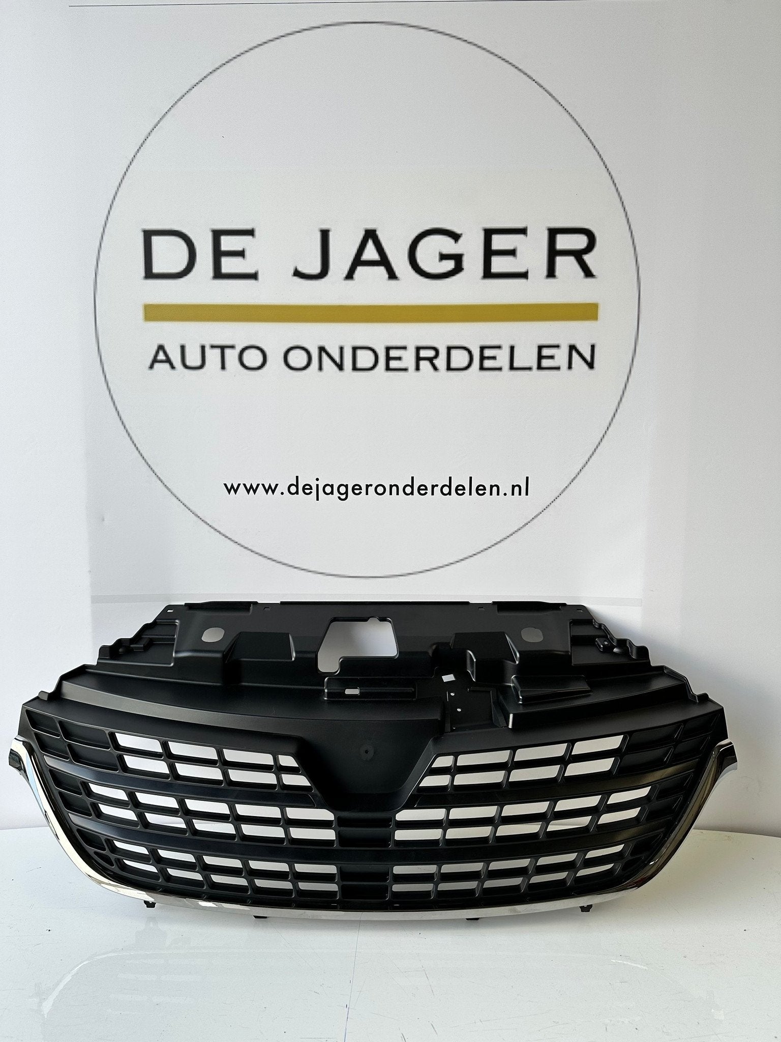 RENAULT TRAFIC III 3 FACELIFT GRIL GRILLE 623105226R, Renault Group, Gebruikt, Contact.group@renault.com, Ophalen of Verzenden