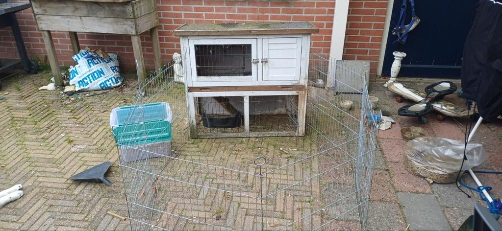 Konijnenhok + Ren te koop!!, Dieren en Toebehoren, Knaagdieren en Konijnen | Hokken en Kooien, Ophalen, 90 cm of meer, Hok, 110 cm of meer