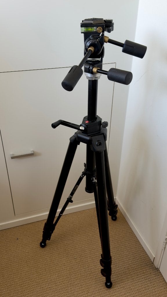 Oerdegelijk Manfrotto (video/ foto) statief + kop + draagtas, Audio, Tv en Foto, Ophalen, Gebruikt, Middenzuil, Driepoot