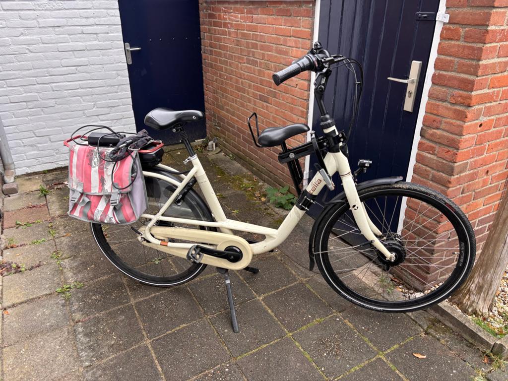 Stella elektrische fuore mammafiets, fietstassen gereviceerd, Velgrem, Versnellingen, Zo goed als nieuw, 50 tot 53 cm