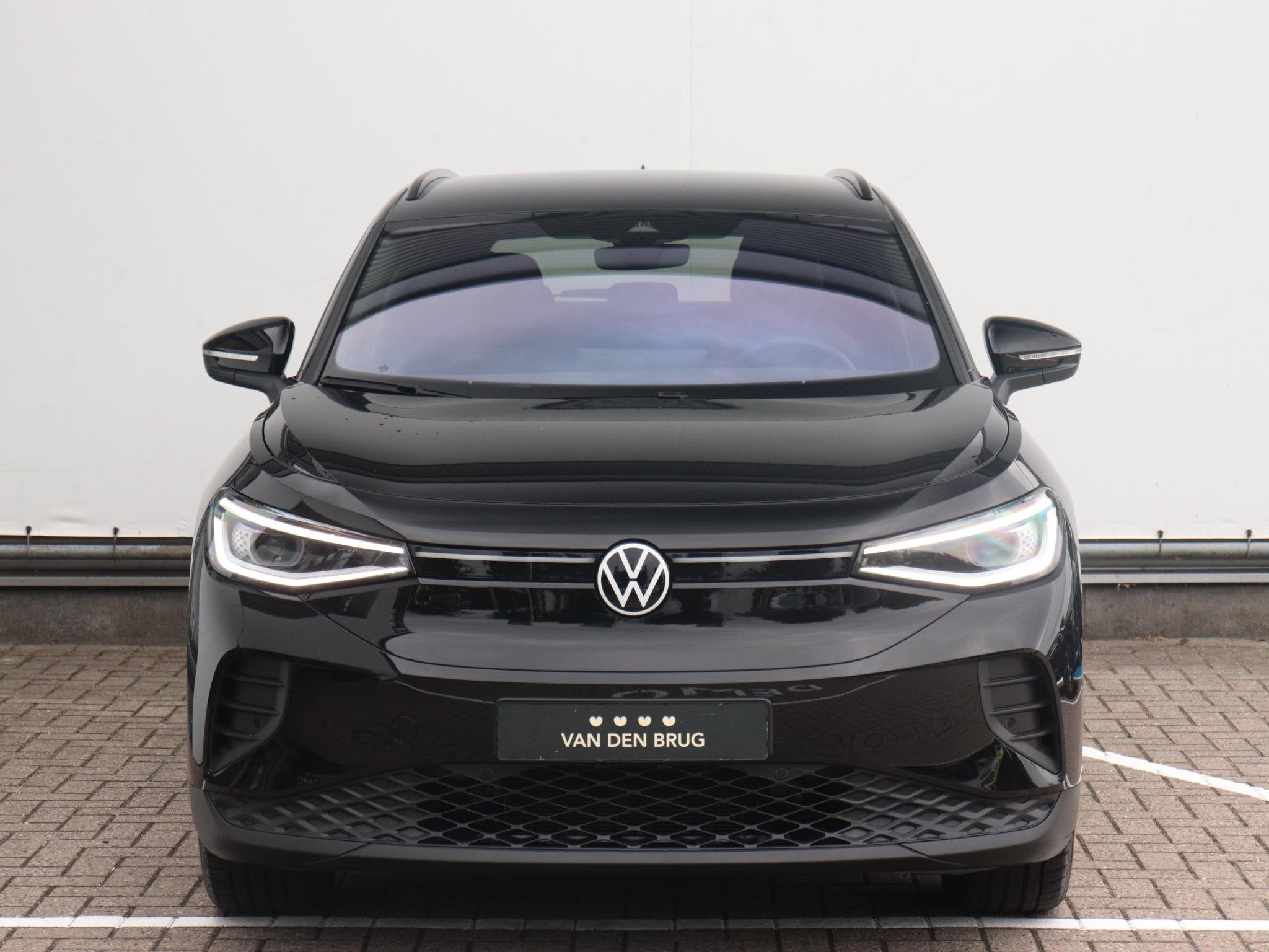 Volkswagen ID.4 Pro 77 kWh | Trekhaak wegklapbaar | Warmtepo, Auto's, Automaat, Automatische klimaatregeling, Gebruikt, Zwart