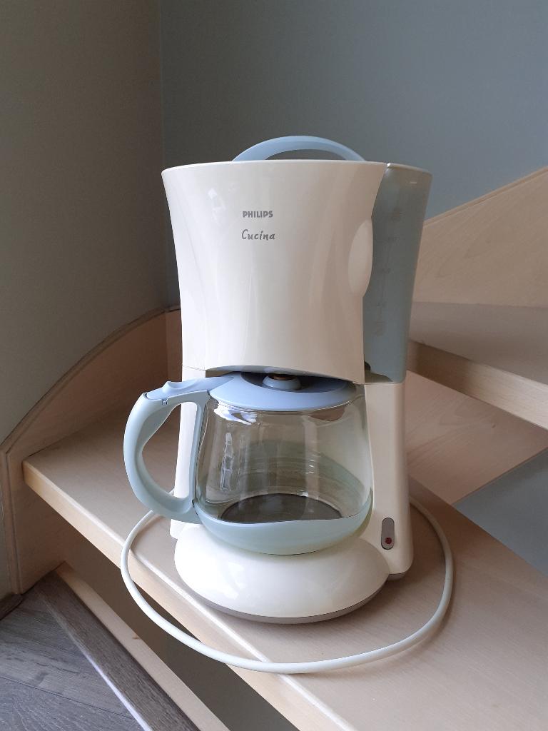 Philips koffiezetapparaat, Witgoed en Apparatuur, Koffiezetapparaten, Gebruikt, Gemalen koffie, Koffiemachine, 10 kopjes of meer