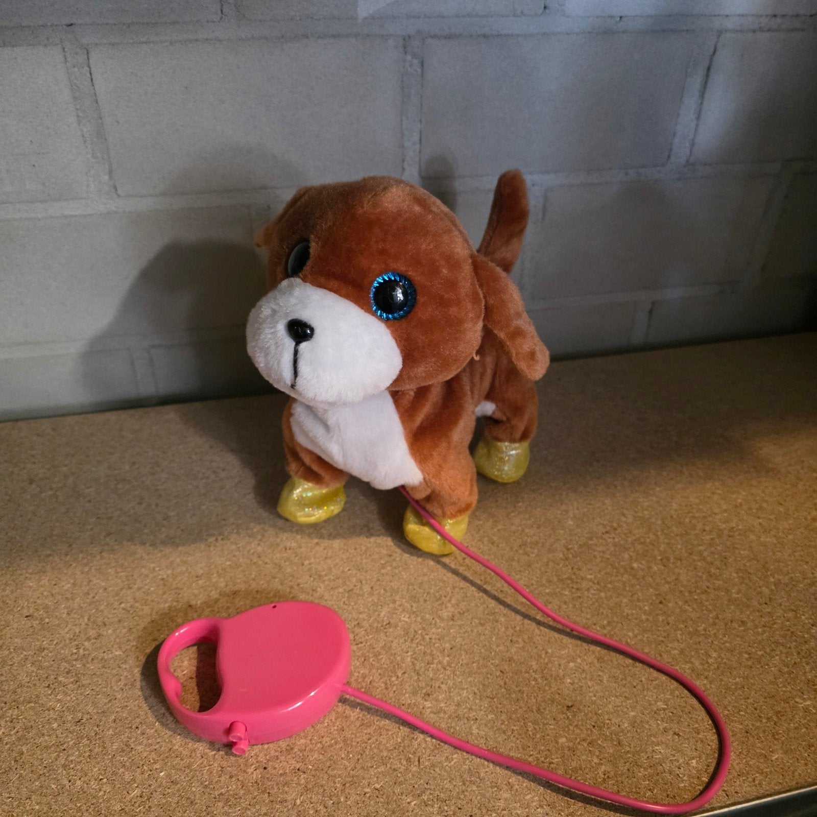 Interactieve knuffelhond met looplijn, Gebruikt, Interactief, Bruin, Hond