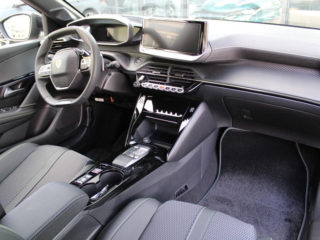 Peugeot 208 1.2 Hybrid 110 e-DCS6 GT VOORRAAD KORTING, Auto's, Peugeot, 12 maanden, 1195 kg, 1199 cc, Leder en Stof