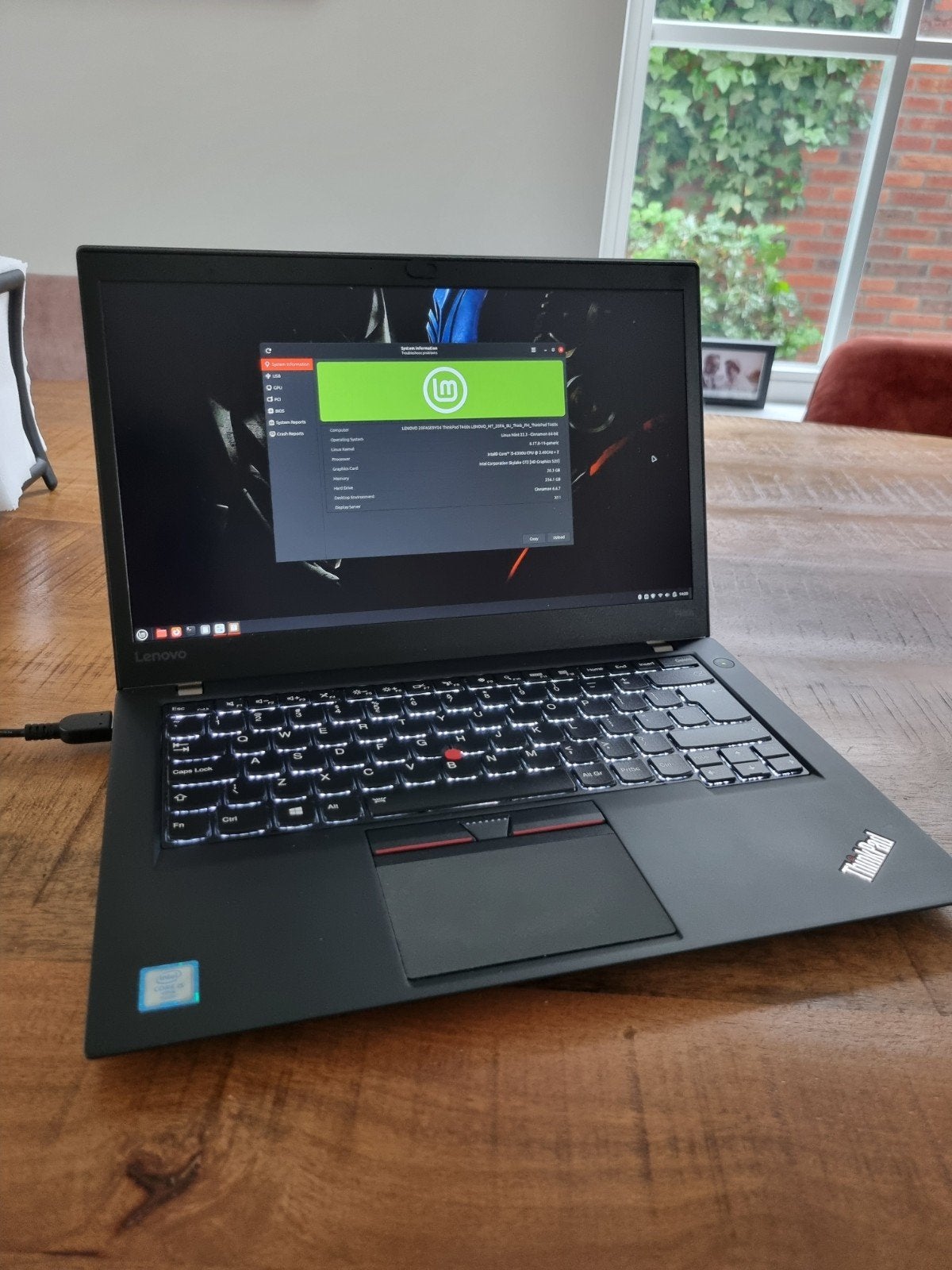 Lenovo Thinkpad T460s - Intel core i5-6300U - Linux Mint, Computers en Software, 2 tot 3 Ghz, Qwerty, Ophalen of Verzenden, Zo goed als nieuw