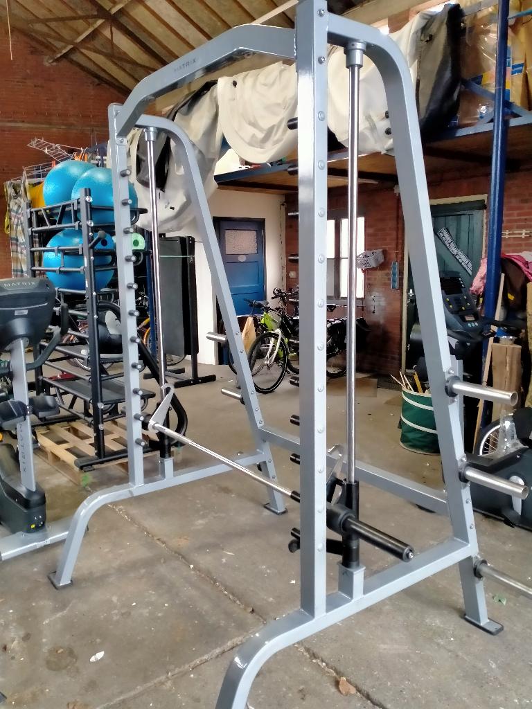 Matrix Smith Machine, Ophalen, Zo goed als nieuw, Krachtstation