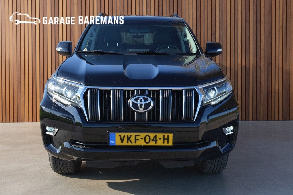 Toyota Land Cruiser 150 2.8 D-4D-F Professional Window Van, Auto's, Toyota, Gebruikt, 4 cilinders, Zwart, Bedrijf