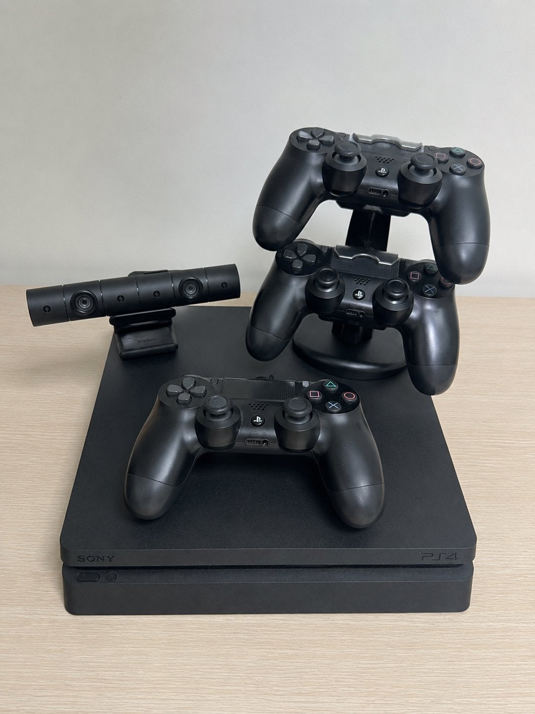 PlayStation 4 disc met 3 controllers en camera, Spelcomputers en Games, Spelcomputers | Sony PlayStation 4, Ophalen, 500 GB, Zo goed als nieuw