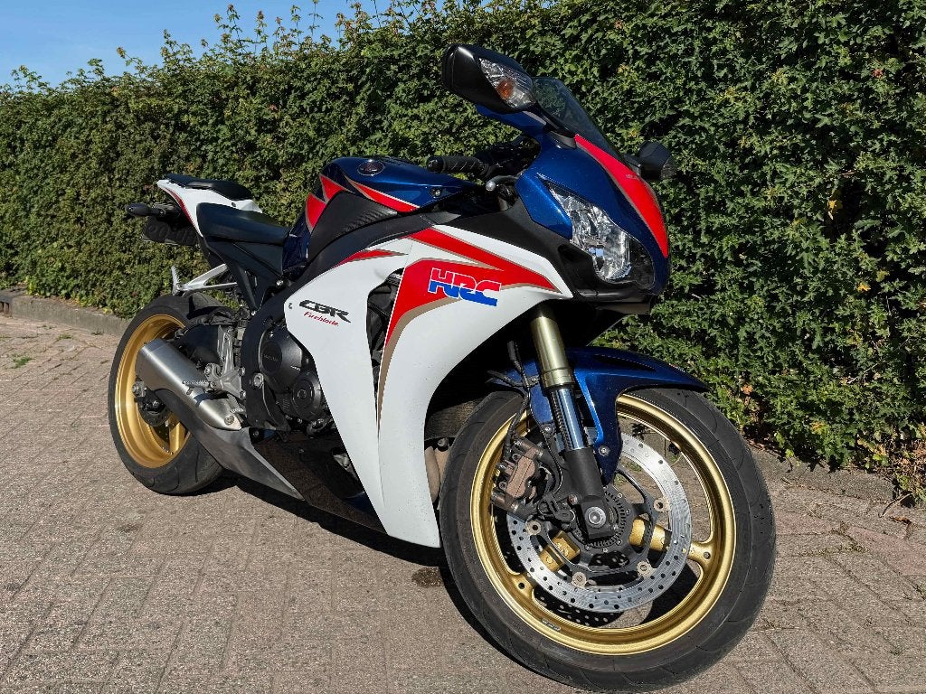 Honda CBR Fireblade - Goed onderhouden met extra's, 4 cilinders, Gebruikt, Super Sport, Particulier