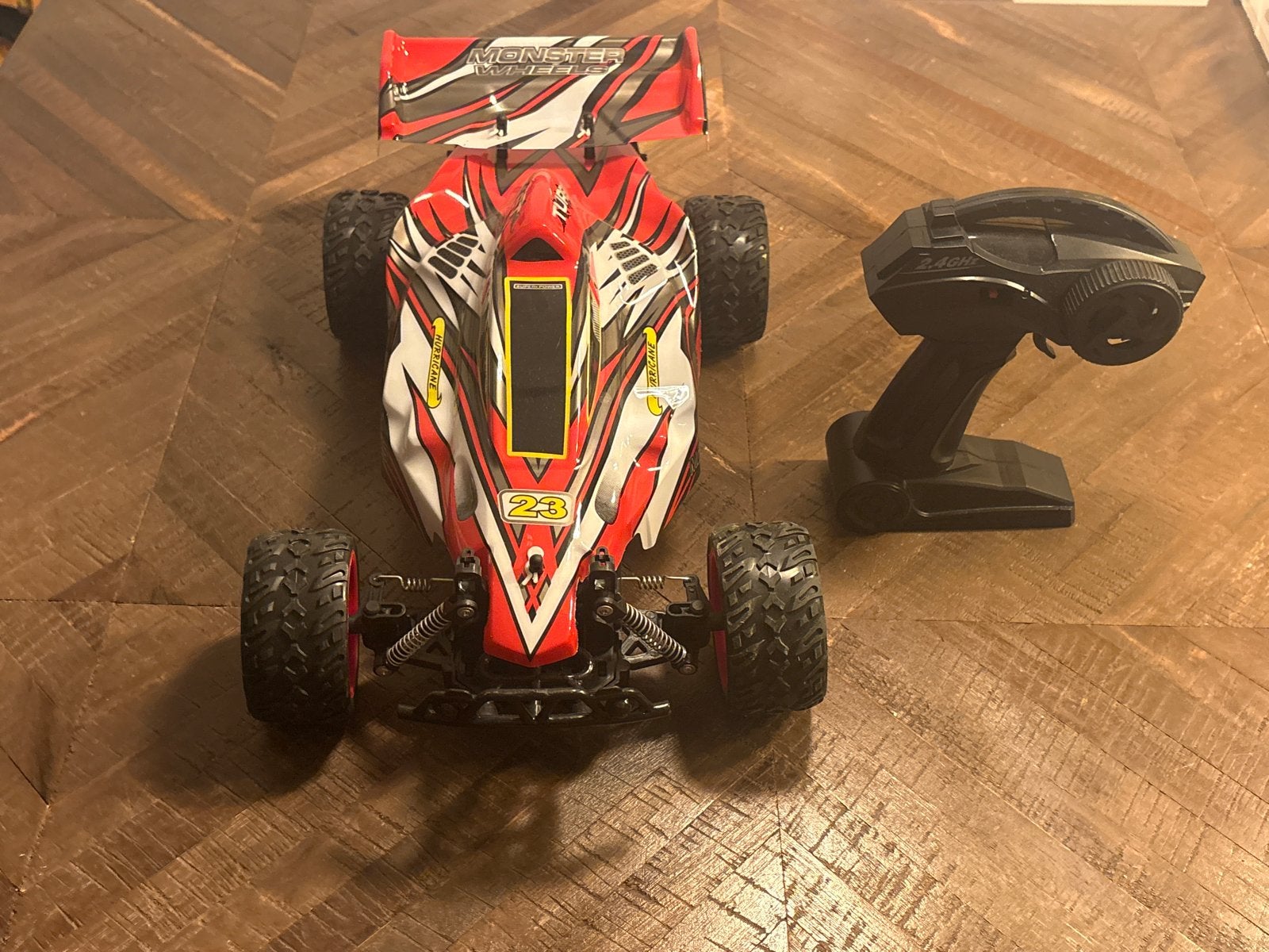 RC Monster Truck met afstandsbediening, Elektro, Auto offroad, Ophalen of Verzenden, Zo goed als nieuw