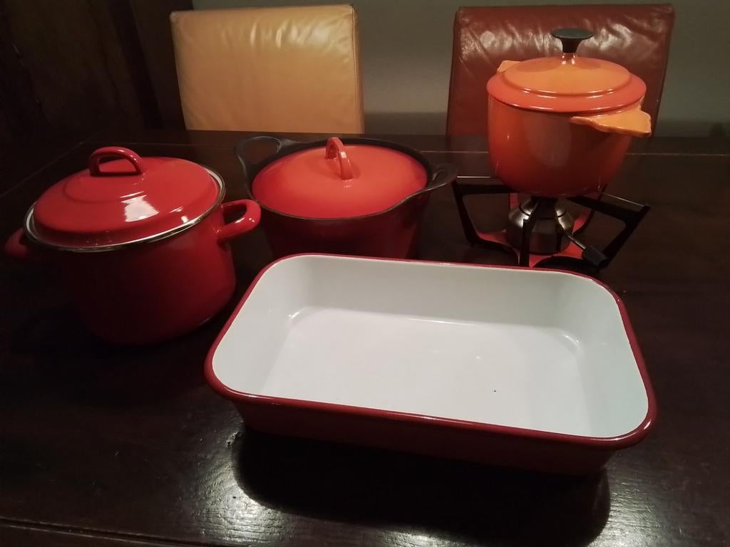 Geëmailleerde pannenset met schaal en fonduestel, Ophalen, Overige materialen, Gebruikt, Pannenset