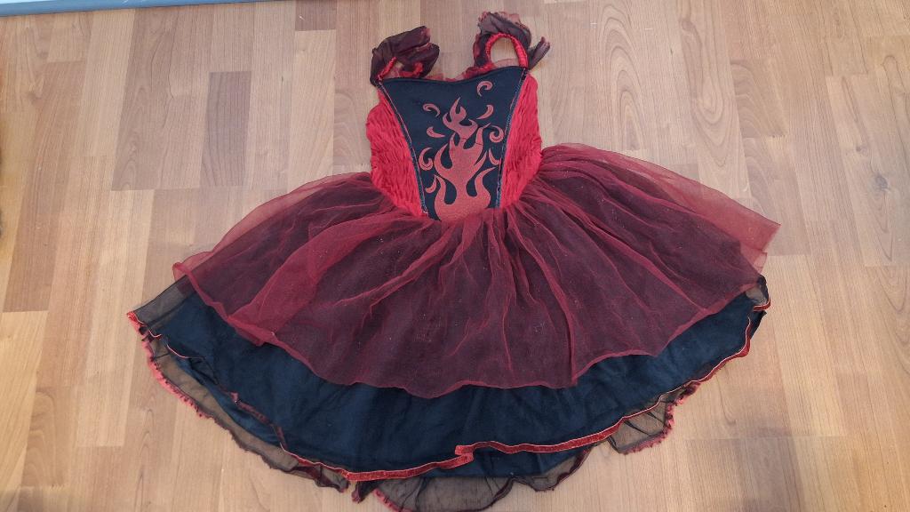 Leuke jurk voor carnaval maat 116, Ophalen of Verzenden, Gebruikt, 110 t/m 116, Meisje