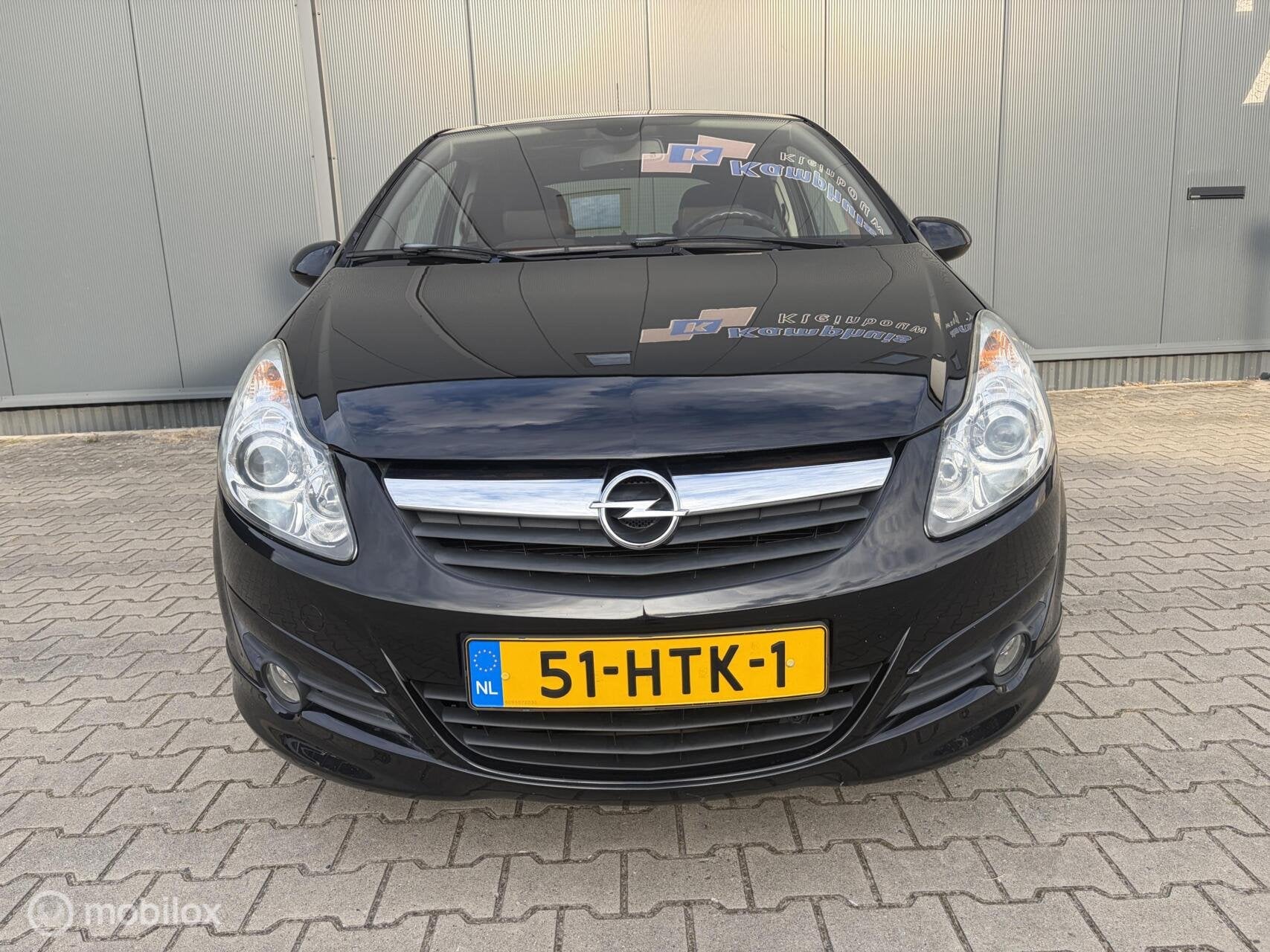 Opel Corsa 1.6-16V GSI Panoramadak NL Auto Uniek!, Auto's, Dealer onderhouden, Stof, Gebruikt, Zwart