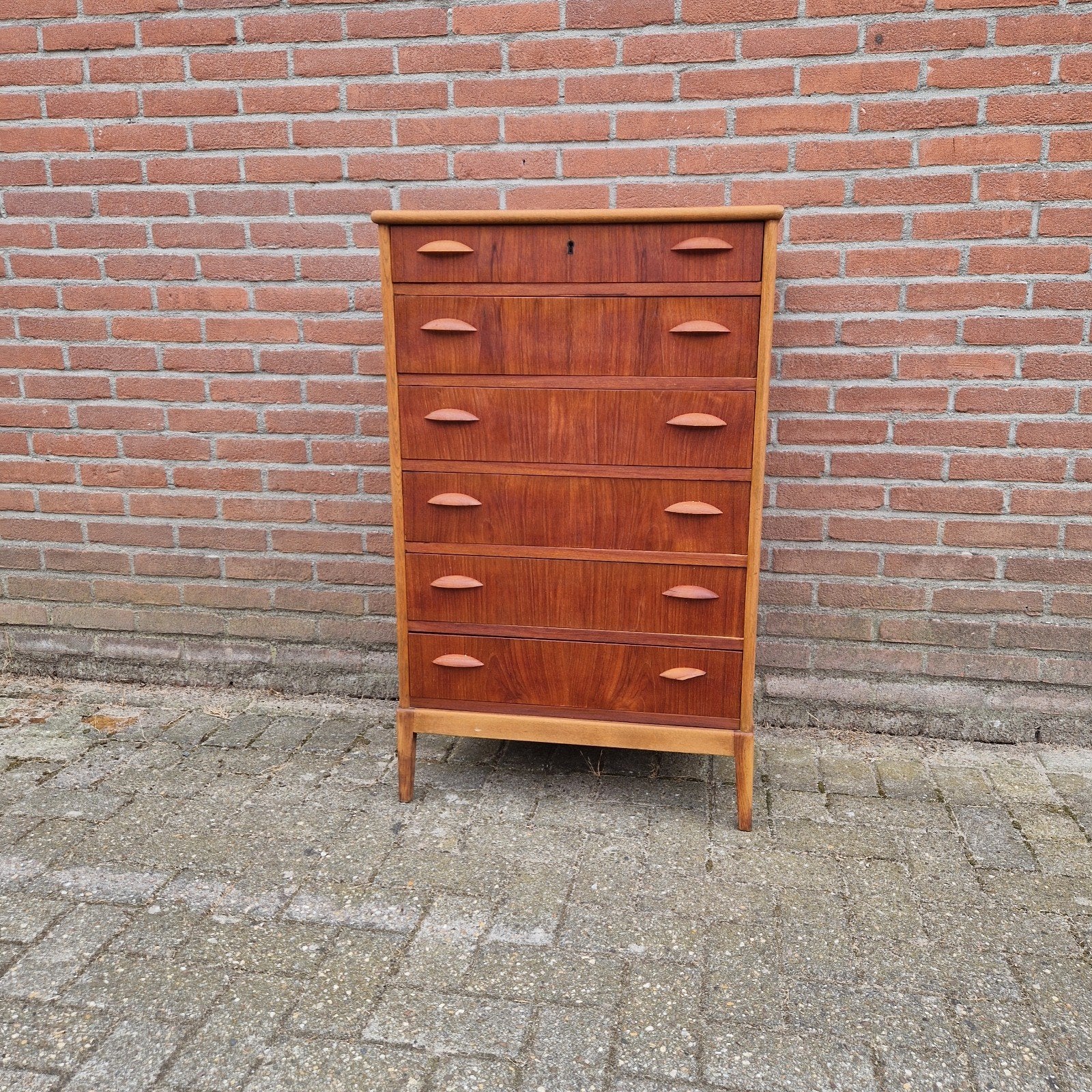Teakhouten ladekast  retro, Ophalen