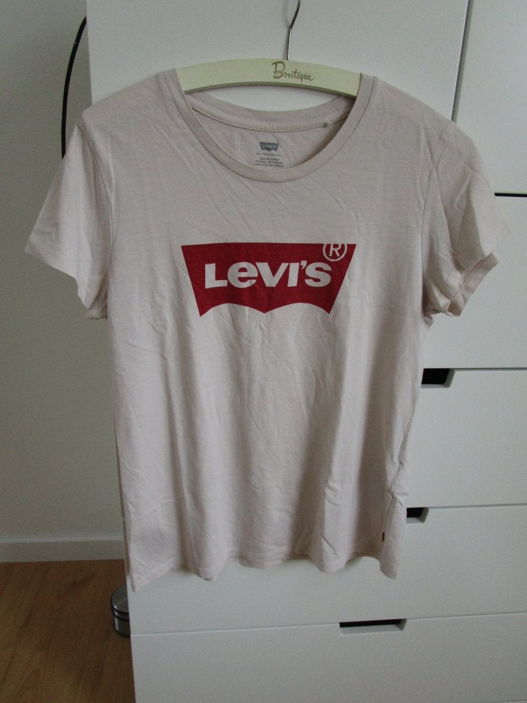 Levi's - shirt maat M, Maat 38/40 (M), Beige, Ophalen of Verzenden, Zo goed als nieuw