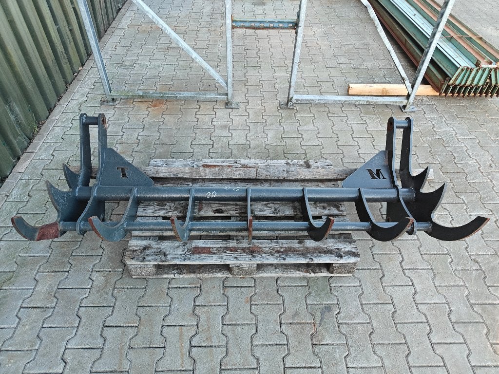 bovenklem pelikaanbak, Ophalen, Gebruikt