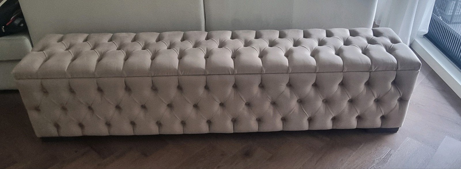 Mooie beige opbergbank / hocker in perfecte staat, Ophalen, Minder dan 50 cm, 50 tot 100 cm, Zo goed als nieuw
