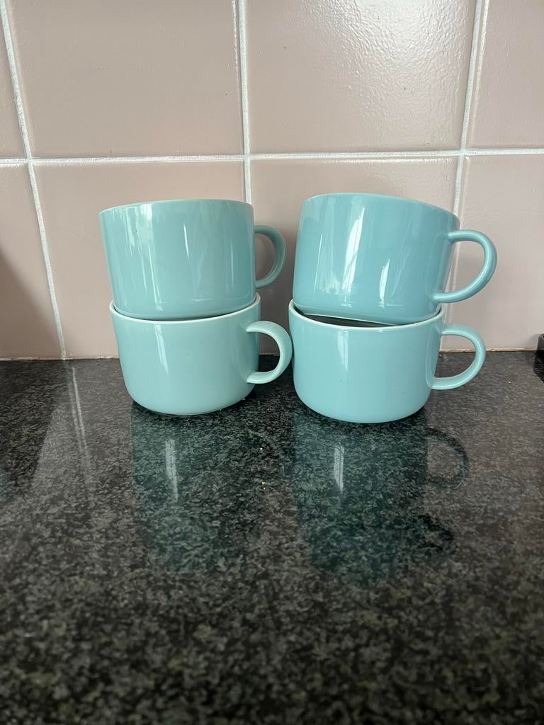 4 Hema soepkoppen/mokken lichtblauw, Huis en Inrichting, Keuken | Servies, Ophalen, Keramiek, Zo goed als nieuw, Kom(men)