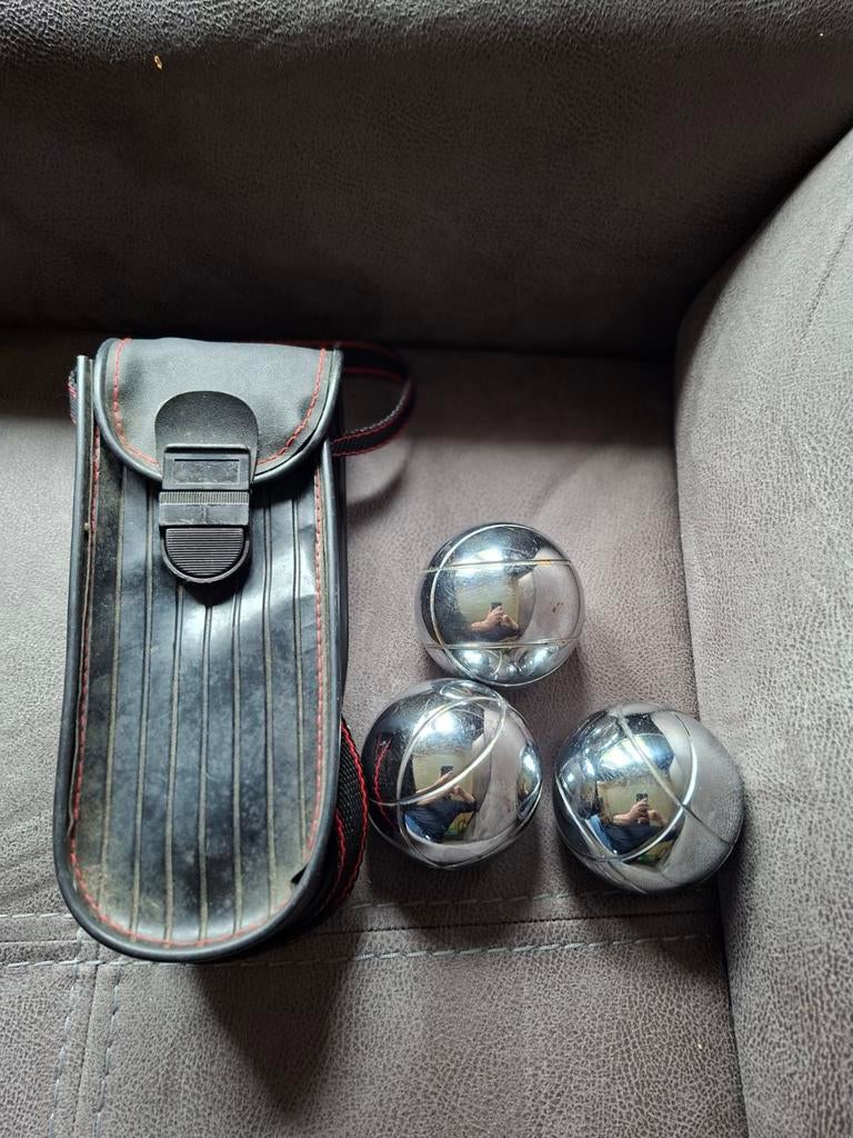 Jeu de boules, Ophalen