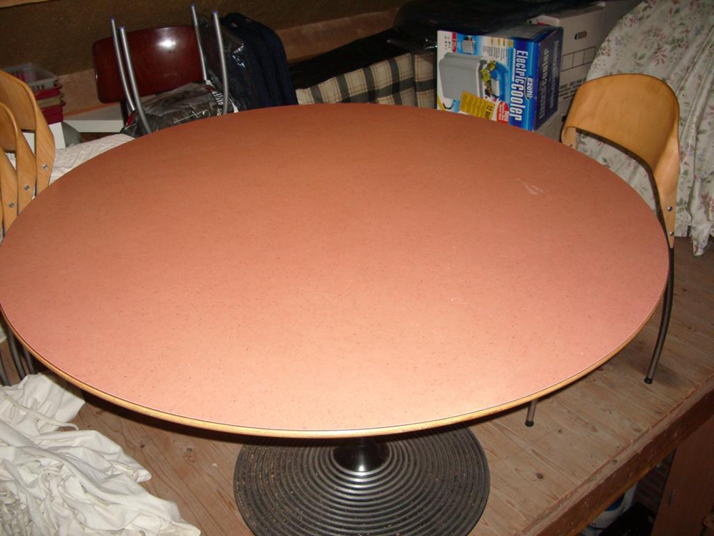 Ronde eetkamertafel met 5 stoelen, Ophalen, Zo goed als nieuw