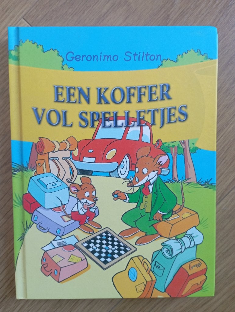 een koffer vol spelletjes; geronimo stilton, Ophalen of Verzenden, Zo goed als nieuw, Geronimo Stilton, Thea Stilton, Fictie algemeen