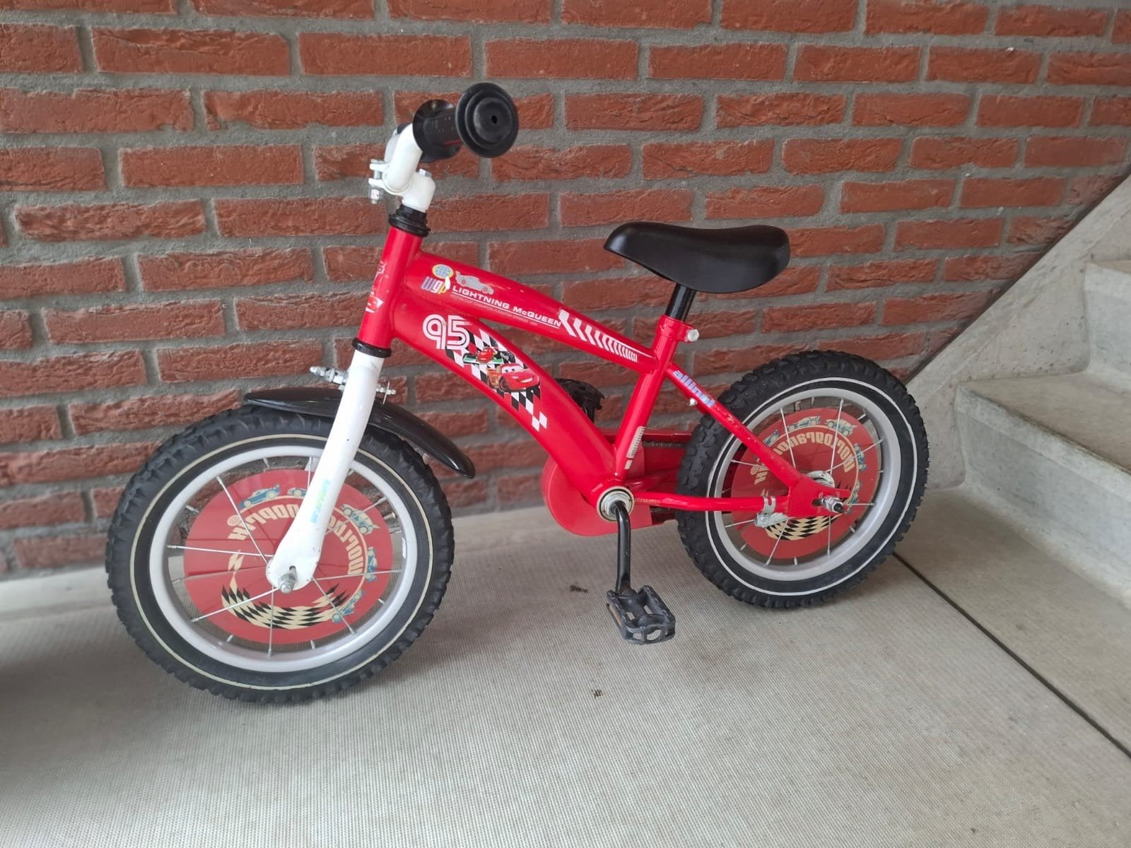 Cars Lightning McQueen fietsje 14 inch., Ophalen, Terugtraprem, Minder dan 16 inch, Disney