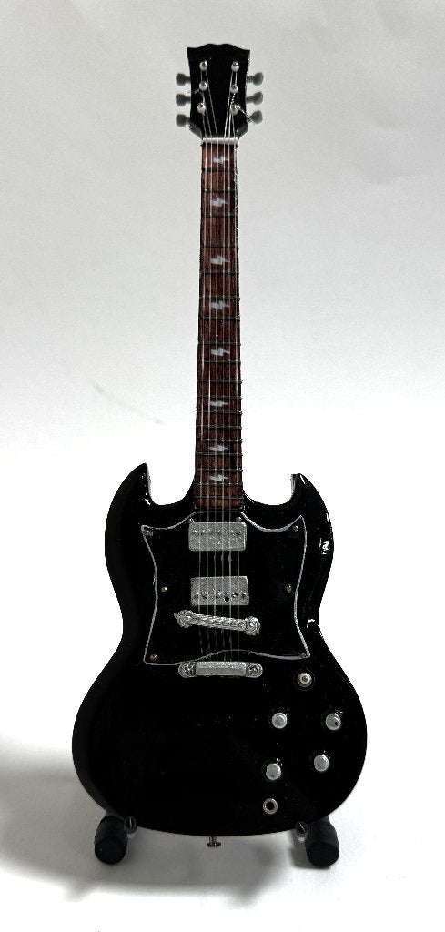 Angus Young ACDC zwart miniatuur gitaar 25cm mini guitar, Info@deconoord.nl, Deco Noord, Nieuw, Ophalen of Verzenden