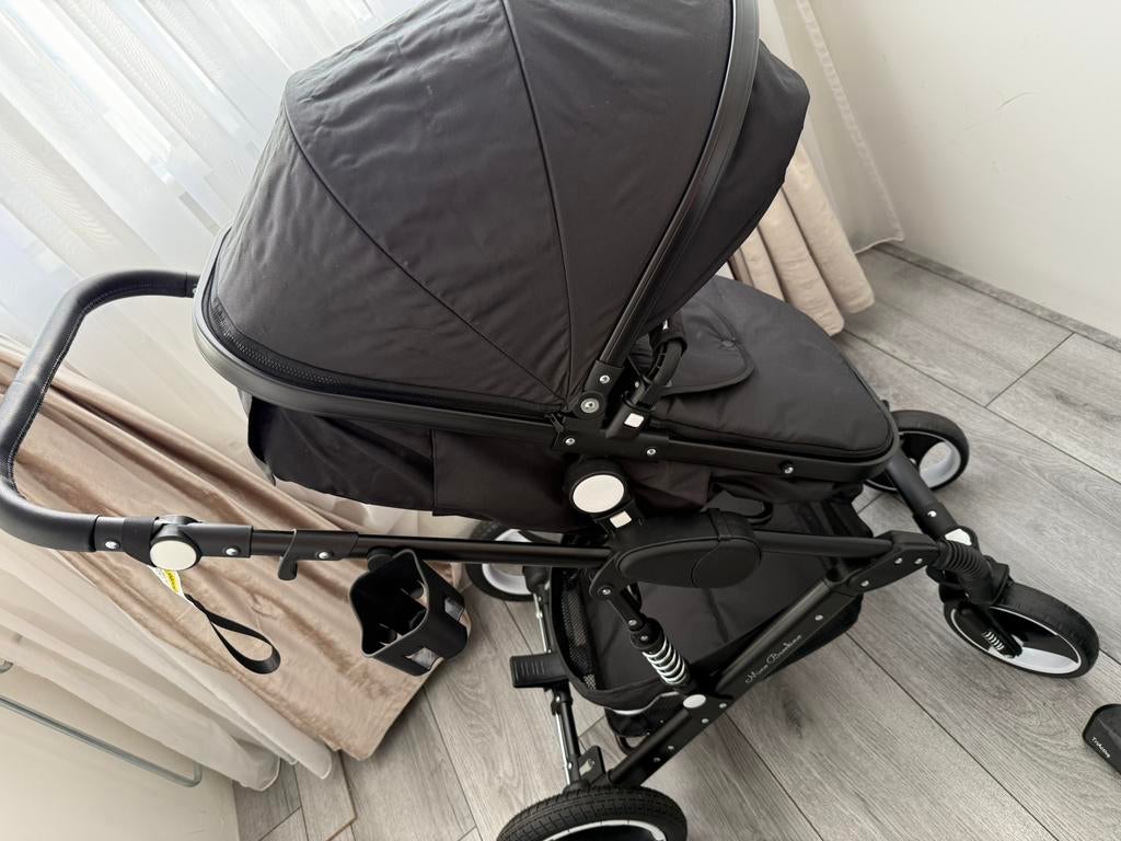 3 in 1 kinderwagen van het merk Mino Bambino, Kinderen en Baby's, Buggy's, Ophalen, Zo goed als nieuw