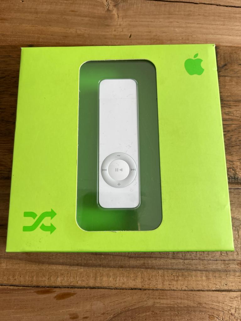 Apple iPod Shuffle 512MB - Nieuw in doos, Audio, Tv en Foto, Mp3-spelers | Apple iPod, Zo goed als nieuw, Overige kleuren, Shuffle