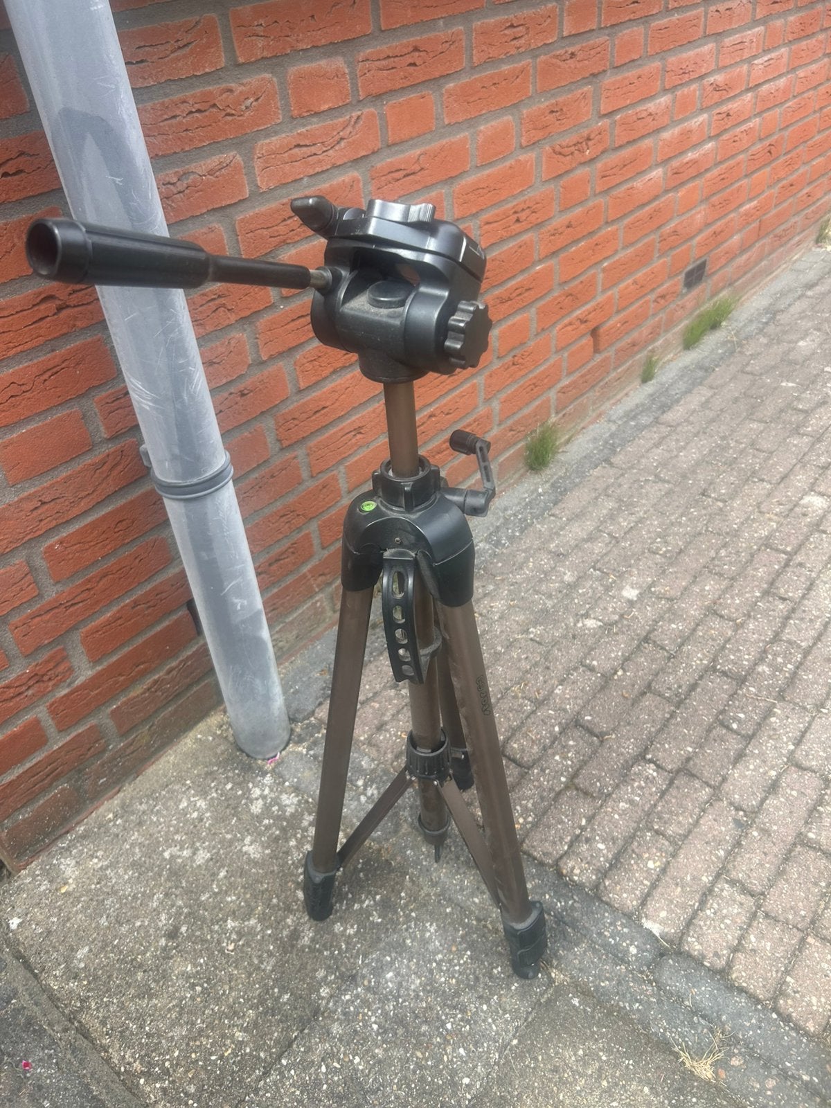 Hama statef met waterpas, Audio, Tv en Foto, Fotografie | Statieven en Balhoofden, Ophalen of Verzenden, Zo goed als nieuw, Driepoot