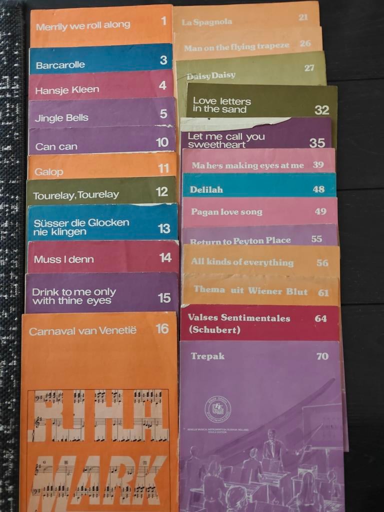 Collectie bladmuziek, diverse liedjes, Muziek en Instrumenten, Ophalen of Verzenden, Artiest of Componist