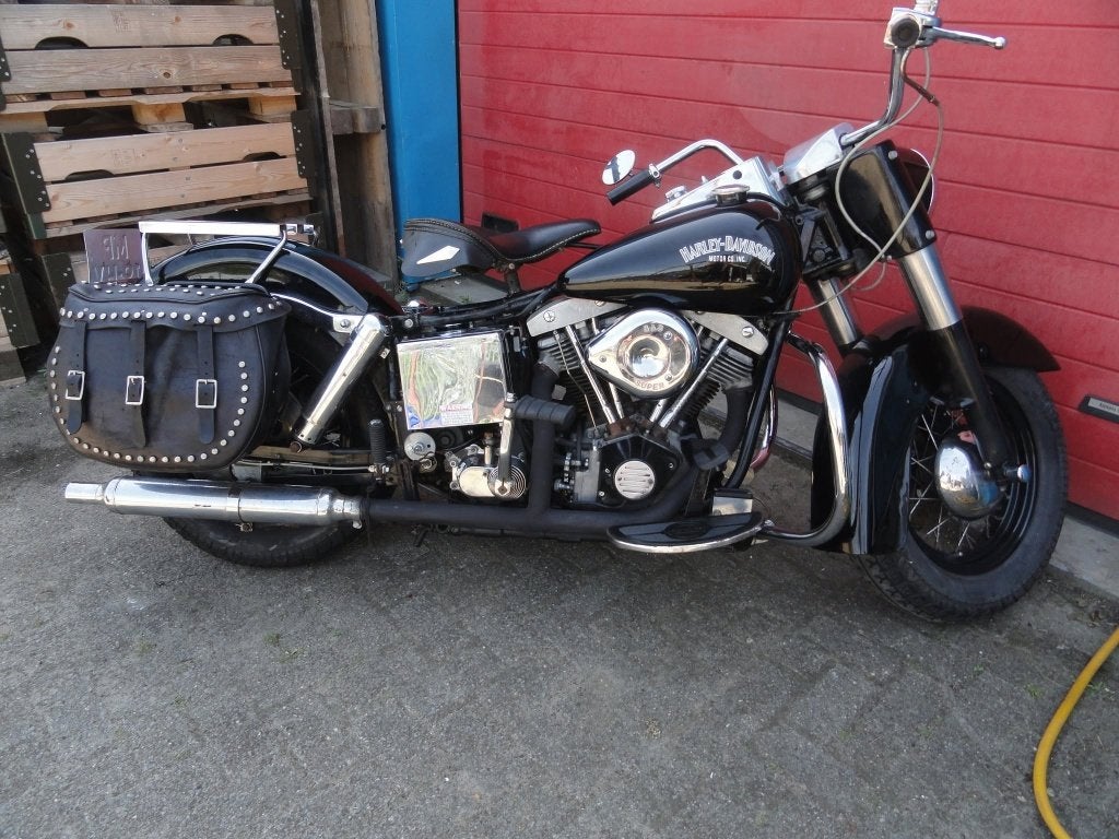 HARLEY DAVIDSON E;ECTRA POLICE  1981, Customerservices@harleydavidson.nl, 2 cilinders, Motorrijbewijs A, Meer dan 35 kW