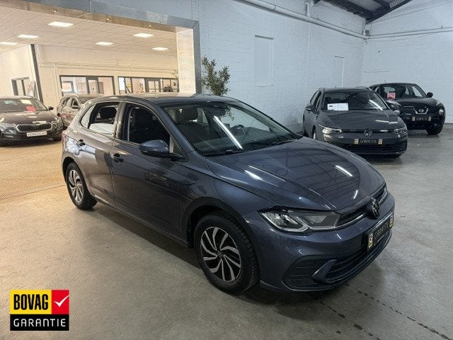 Volkswagen Polo 1.0 TSI Life Bns (bj 2023), Auto's, Voorwielaandrijving, Gebruikt, Euro 6, 49 €/maand