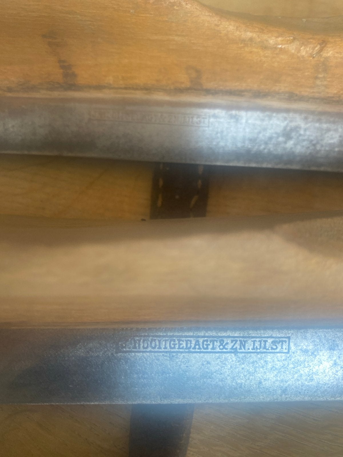 Antieke houten schaatsen van 'Andooy Gedagt & ZN. IJlst', Antiek en Kunst, Antiek | Overige Antiek, Ophalen of Verzenden