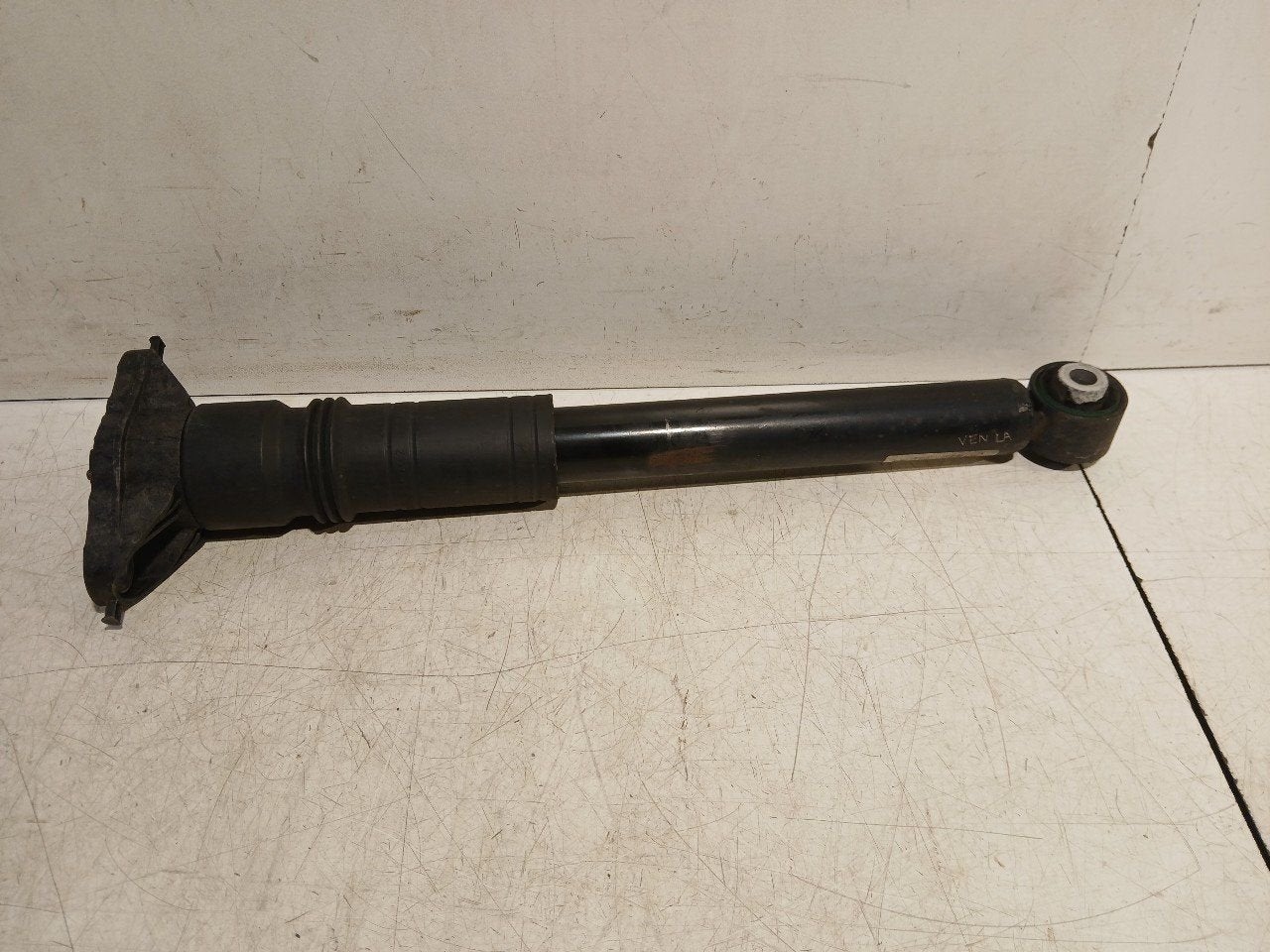 Schokbreker links achter Opel Corsa, Onderdelen@venauto.nl, Van der Ven Autorecycling B.V., Gebruikt, Ettenseweg 76, 4706 PB Roosendaal, The Netherlands