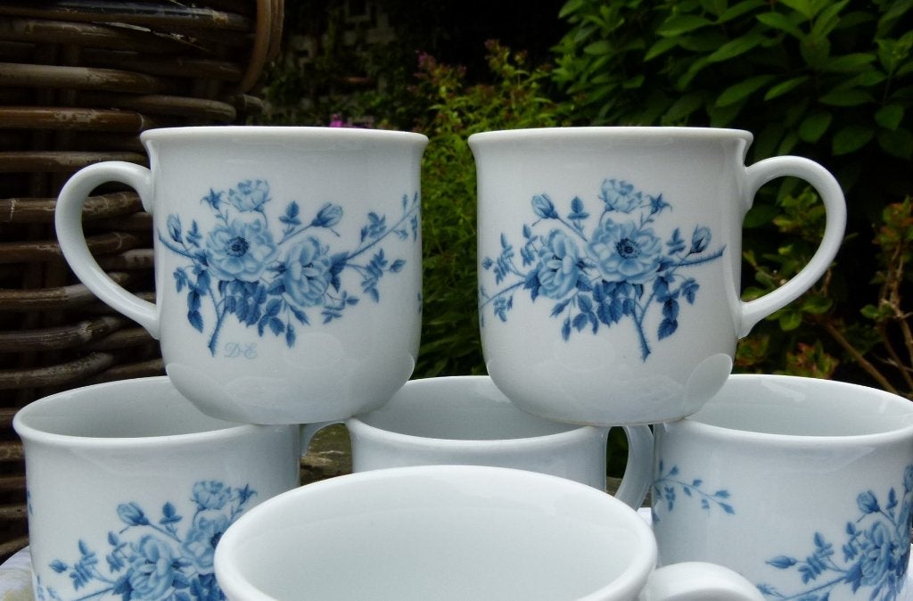 Set van 5 Vintage Douwe Egberts Mokken met Blauwe Roos, Overige merken, Keramiek, Vintage, Nieuw