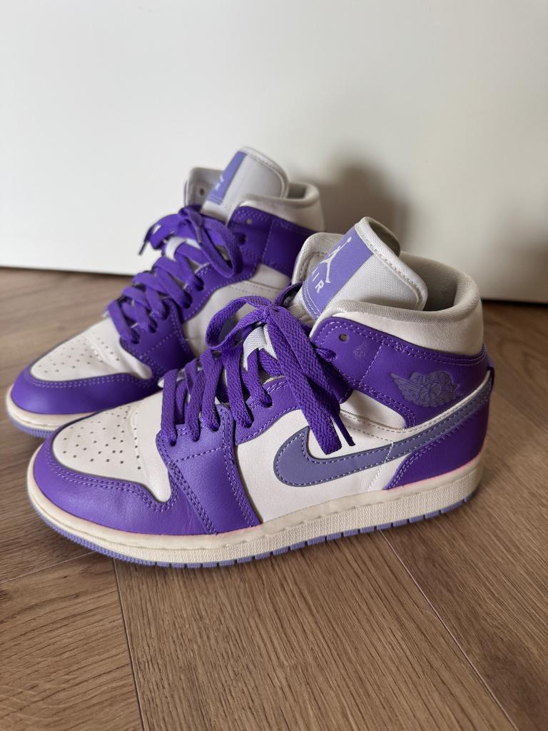 Nike air jordan maat 37,5 z.g.a.n., Overige kleuren, Nike, Ophalen of Verzenden, Sneakers of Gympen