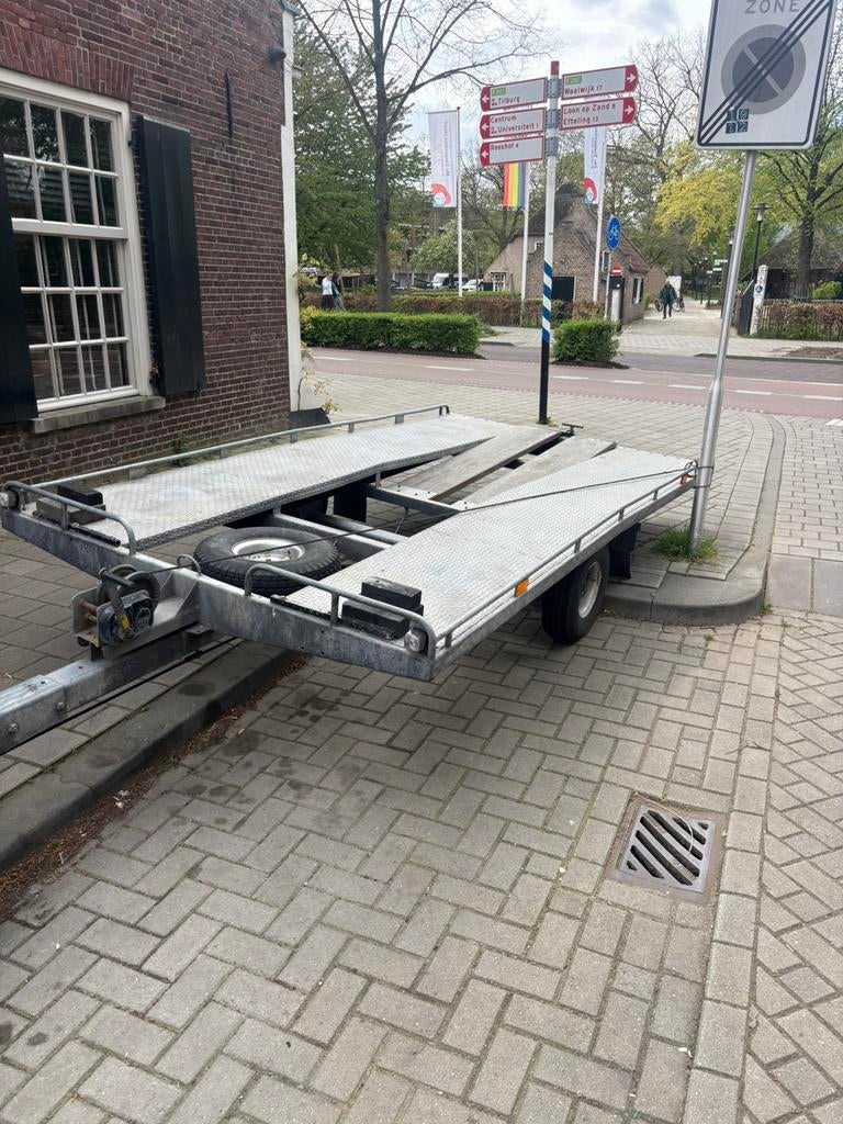 Witteveen autoambulance. Enkelasser 1300 kilo, Auto diversen, Aanhangers en Bagagewagens, Ophalen of Verzenden, Zo goed als nieuw