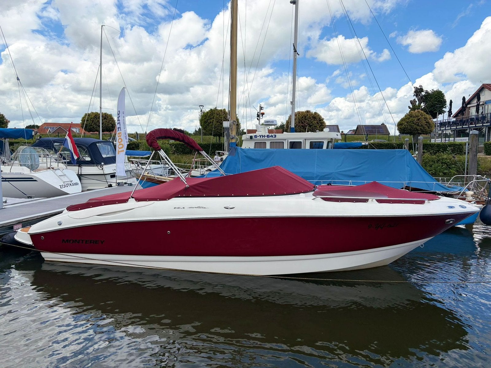 Monterey 248 LS Montura, gerefit, absolute nieuwstaat, Watersport en Boten, Speedboten, Ophalen, Binnenboordmotor, Zo goed als nieuw