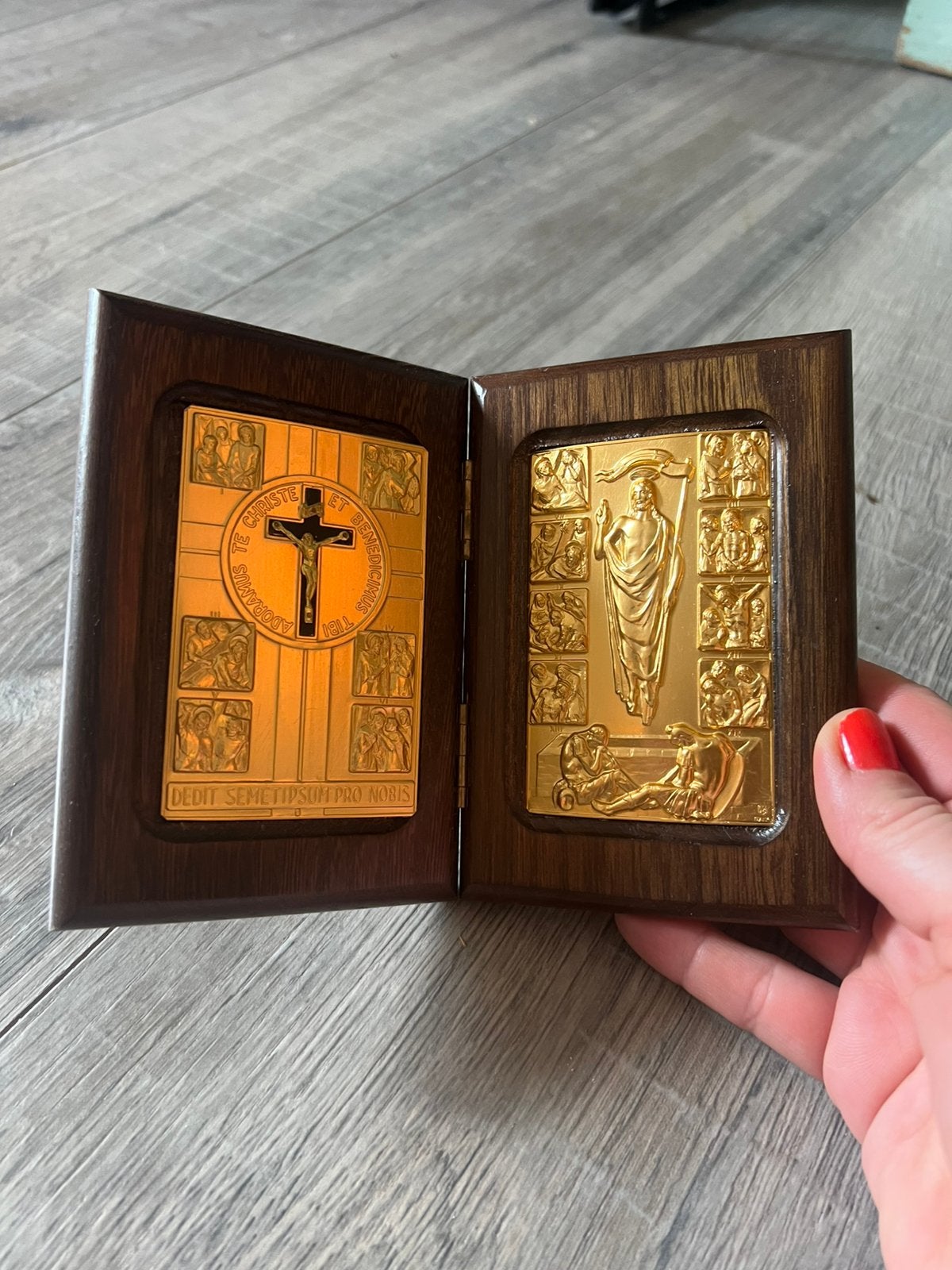 Vintage vouwbaar houten reisaltaar tweeluik diptiek Italie, Antiek en Kunst, Ophalen of Verzenden