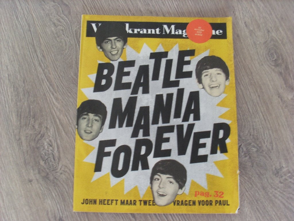 Beatles Mania Forever ----3750, Verzamelen, Verzenden, 1960 tot 1980, Nederland, Krant